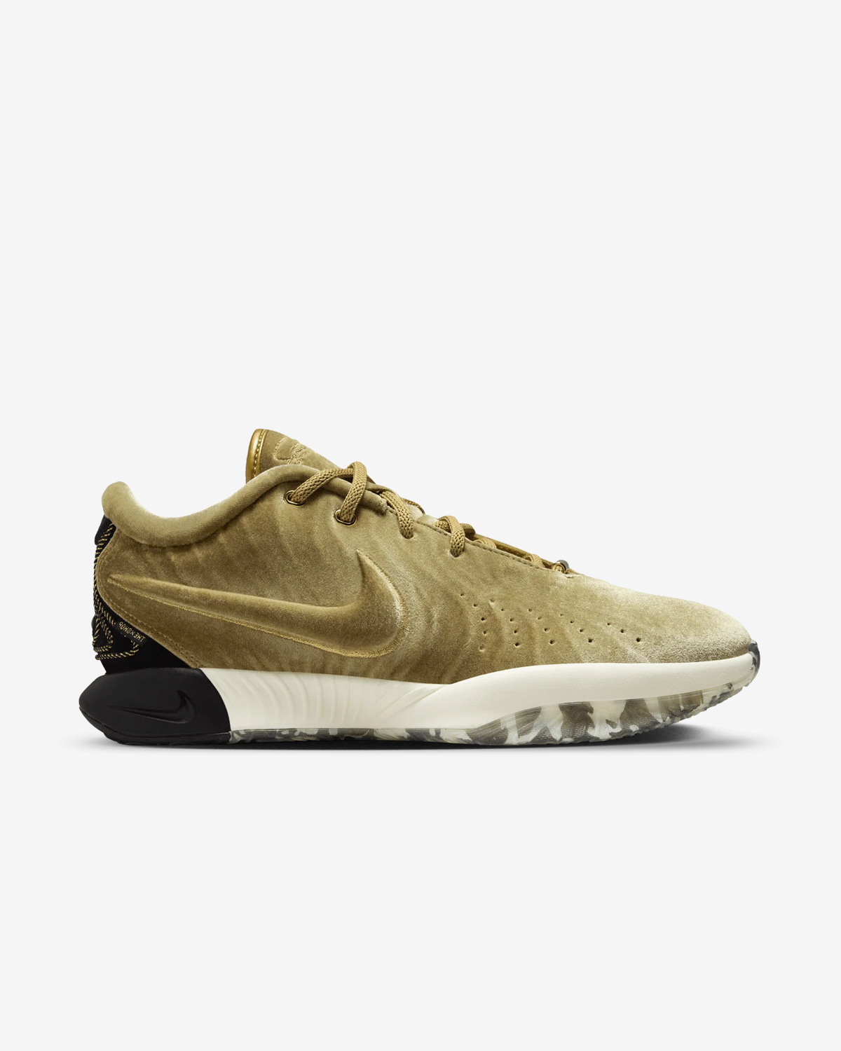 Nike LeBron XXI