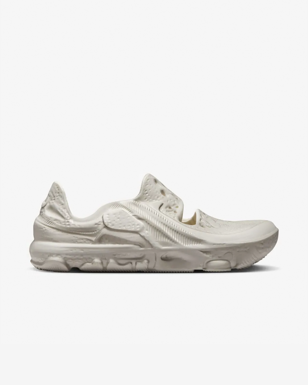 Nike ISPA Universal