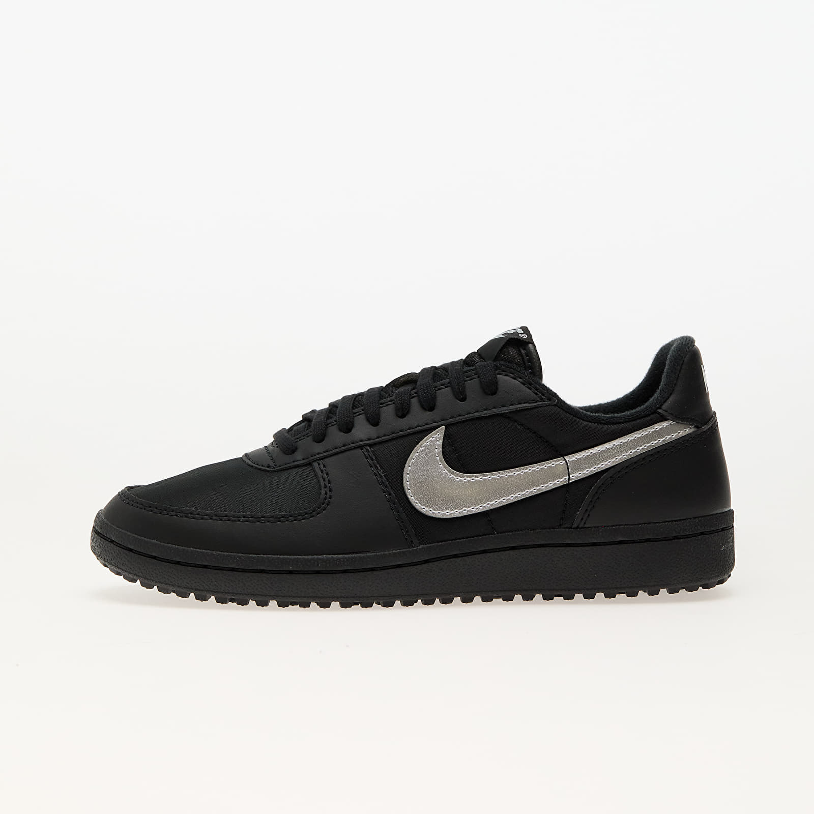 Nike Field General